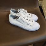 Faded Glory White sneakers size 7 new never worn Photo 1