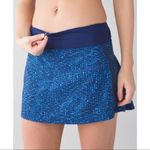 Lululemon Run Pace Rival Skirt in Elegant Samba Snake Kayak Blue Size 4 Reg Photo 6