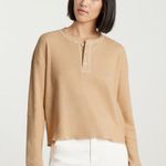 Everlane The Organic Cotton Waffle Henley Sesame XS Photo 4