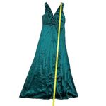 Lulus NWT  Women's M Emerald Satin Sleeveless Pleated Maxi Dress Formal Photo 4
