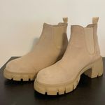 Steve Madden  Boots Photo 0