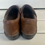 b.o.c. Women's Comfy Peggy Brown Faux Leather Slip Photo 4