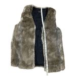 Talula Aritzia Talulu Park Slopes Faux Fur Vest Women's size small Photo 7