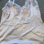 Elegant Lace Trim Satin Chemise vintage baby pink small Photo 1