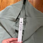 Lululemon NWT Aign leggings Size 6 25" Photo 3