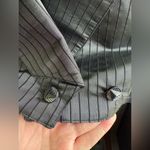 Vintage Cassidy silk pinstripe cropped button bolero jacket, size
6 Black Photo 1