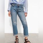 ZARA NWT  Relaxed Fit Low Rise Ankle Length Comfort Distressed Jeans Size 8 Photo 2