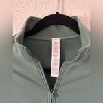 Alo Yoga ALO Softsculpt Precision 1/4 Zip Long Sleeve sz small Photo 5