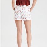 American Eagle  Mom Floral Shorts White Photo 3