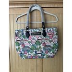 London Tote bag, Coastal Preppy purse, nylon tote bag, with zipper and pockets White Photo 8