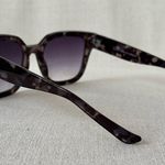Oscar de la Renta  Tortoise Square Sunglasses Black Brown Photo 7