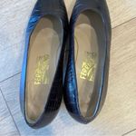 Salvatore Ferragamo  Women’s Brown Snakeskin Leather Almond Toe Heels Size 7.5 Photo 8