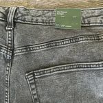 Wild Fable NWT 90s Relaxed Straight Jeans Womens Stretch Black Wash Sz 17 Photo 4