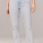 Abercrombie & Fitch Curve Love 90s Straight Jean Light Photo 0