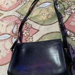 Coach Vintage City Camera Pebbled Grain Leather Brass Hardware 9812 Messenger Crossbody Shoulder 90’s Minty baguette rectangle Black Bag Purse classic minimalist preppy Whimsygoth Photo 10