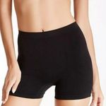 Skinny Girl  seamless shaping short Photo 0