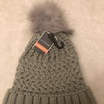 West Loop  Women’s Gray Knitted Pom Pom Beanie Photo 1