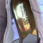 Stylish MK suede leather sandals 🌷🌷🌷NWOT Tan Size 7.5 Photo 7