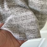 Emory park  Gray Striped V-Neck Top / A63 Photo 3