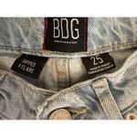 Urban Outfitters  BDG Dipped V Flare Jeans Size 25 Photo 3