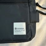 Lululemon  Athletica Patch Logo Travel Kit 5l Photo 2