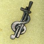 Aged Metal Brass Color Treble Clef Music Pin Photo 0