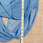Topshop  Women’s Baby Blue Sheer Twist Front Blouse Sz 4 Photo 7