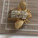 Joan Rivers  Vintage Swarovski Crystal Bee Brooch, 1980’s,‎ Rare Photo 6