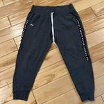 Under Armour Sweatpants Photo 0