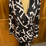 Lavishly Paris Nwt, New, Women’s Letter Print Pant Suit. Photo 7
