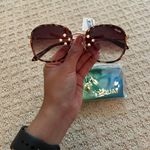 Quay Australia sunglasses (NWT) Photo 1