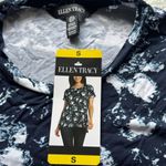 Ellen Tracy  Women's Navy and White Short Sleeve Top Photo 1