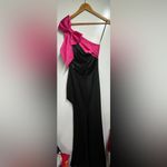 Mac Duggal NEW 49444 DRESS One Shoulder Bow
Maxi Gown in Black and Fuschia 0 Photo 8