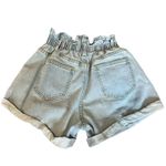 SheIn Light-wash High-waisted Mom Jeans Photo 3