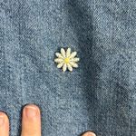 Harper Heritage Daisy Embroidered Denim Shorts Size 29 Photo 5