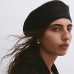 H&M  One Size Women's Charcoal Wool Stretch Fitted Beret Hat Photo 6