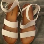 Dream Paris Dream Pairs White Shoes  Photo 1