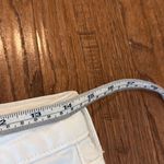 Old Navy white OG loose high ride raw hem Jean shorts 8 7” inseam Photo 3