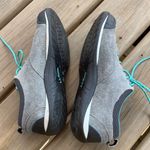 Womenโs practical L.L. Bean shoes ๐๐ Gray Size 9.5 Photo 10