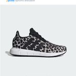 Adidas Swift Run Shoes Photo 6