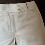 Ann Taylor Beige Capri cuffed Pants Closure Front Buttons Hook & zipper Sz 8 Photo 3