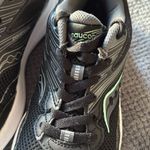 Saucony  Cohesion 15 Black Green Women’s Running Shoes Size 8.5 Athletic Versarun Photo 10