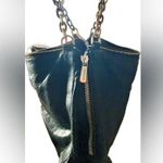 Michael Kors black leather shoulder bag. Photo 4