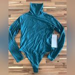 Lululemon NWT  Turtleneck Bodysuit Size Large Photo 11