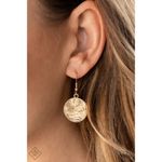 Paparazzi Circulating Shimmer Gold Necklace (220) Photo 2