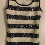 Old Navy  ladies sleeveless top is a size Small/P Photo 0