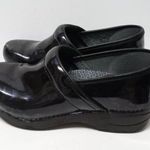 Dansko  XP 2.0 Floral Patent Nursing Clogs Size 38 = 7.5 - 8 Women's US Black Photo 3