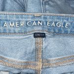 American Eagle  Women’s Size 8 Mom Straight Leg Jeans Photo 2