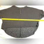 Urban Outfitters  Long Sleeve Gray Textured Holland Henly Top‎ Size Medium Photo 3