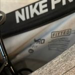 Nike Pro unisex kids Gray T-Shirt Photo 3